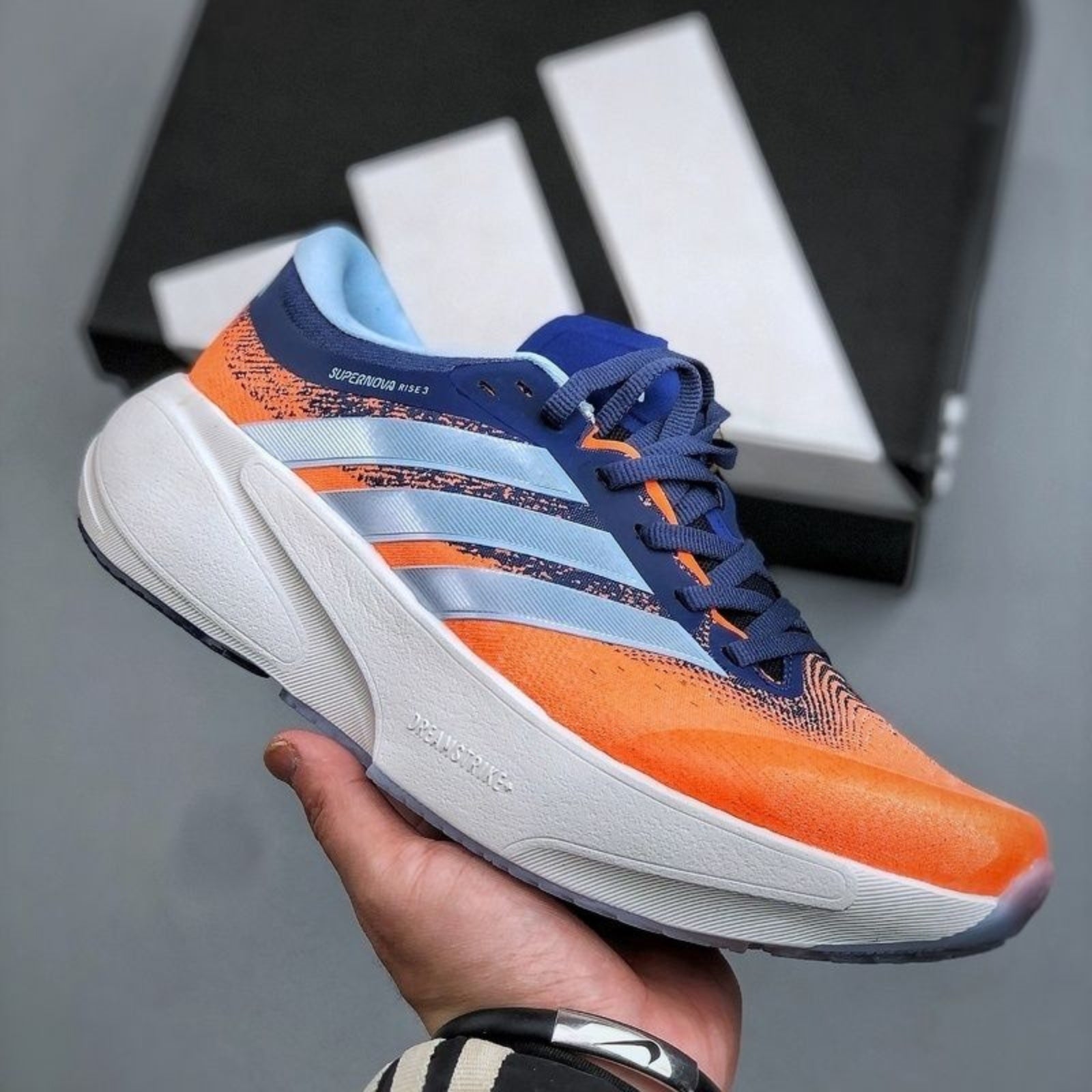 Adidas Clifton 9 ShockFlex Shoes
