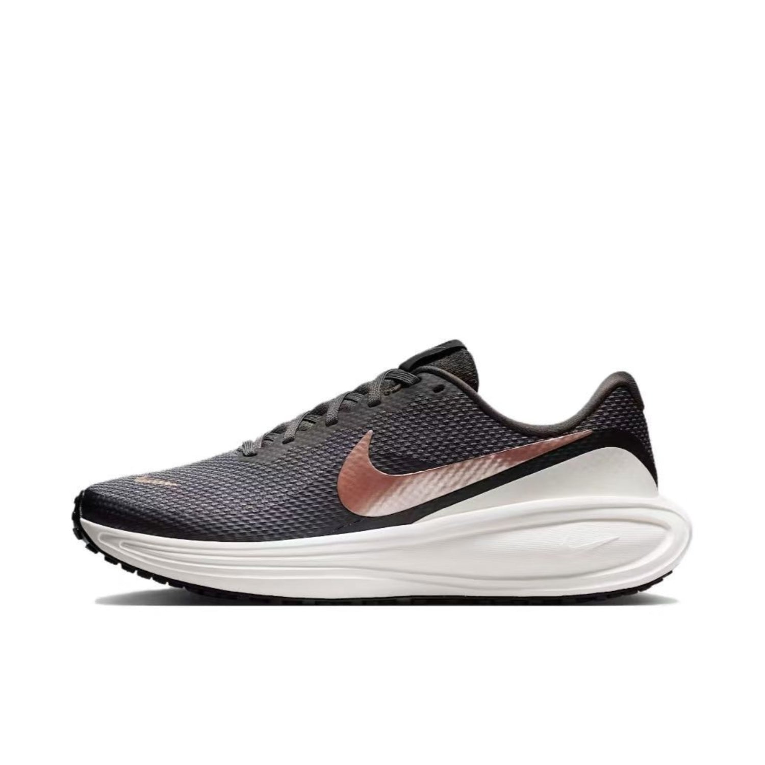 Nike Revolution 8