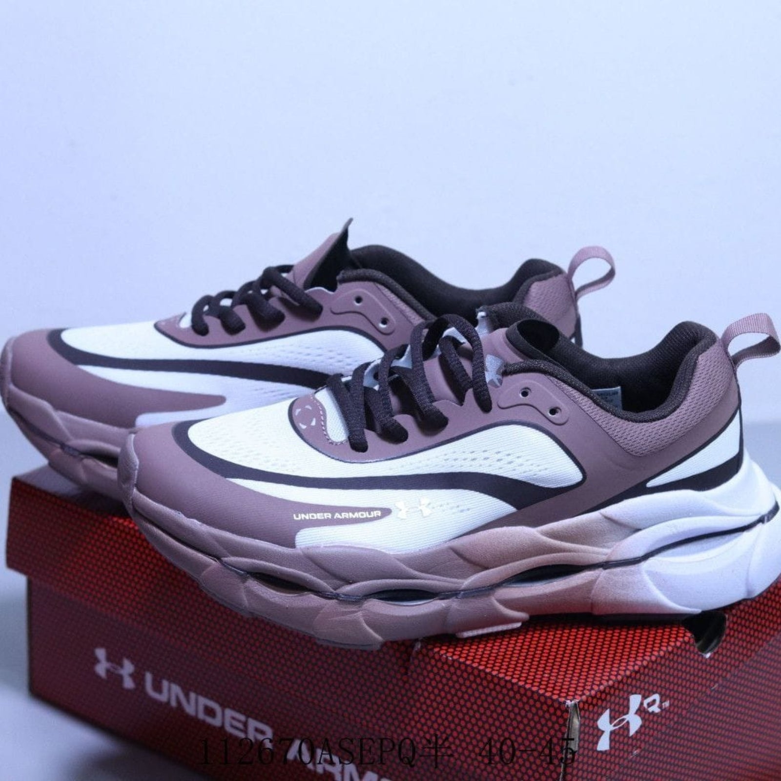 UA25 Halo Racer Sneakers