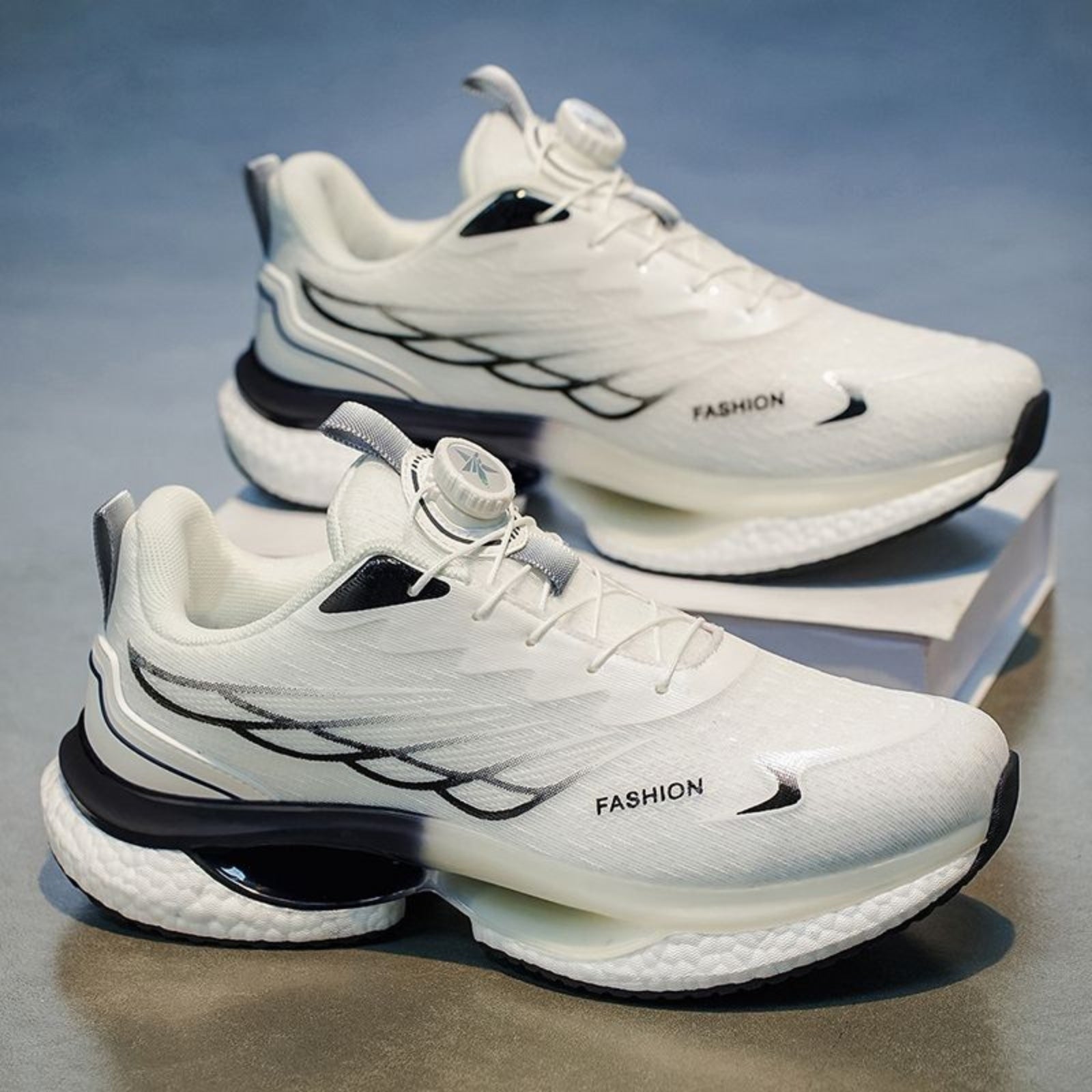 Men's Breathable Shock-Absorbing Sneakers