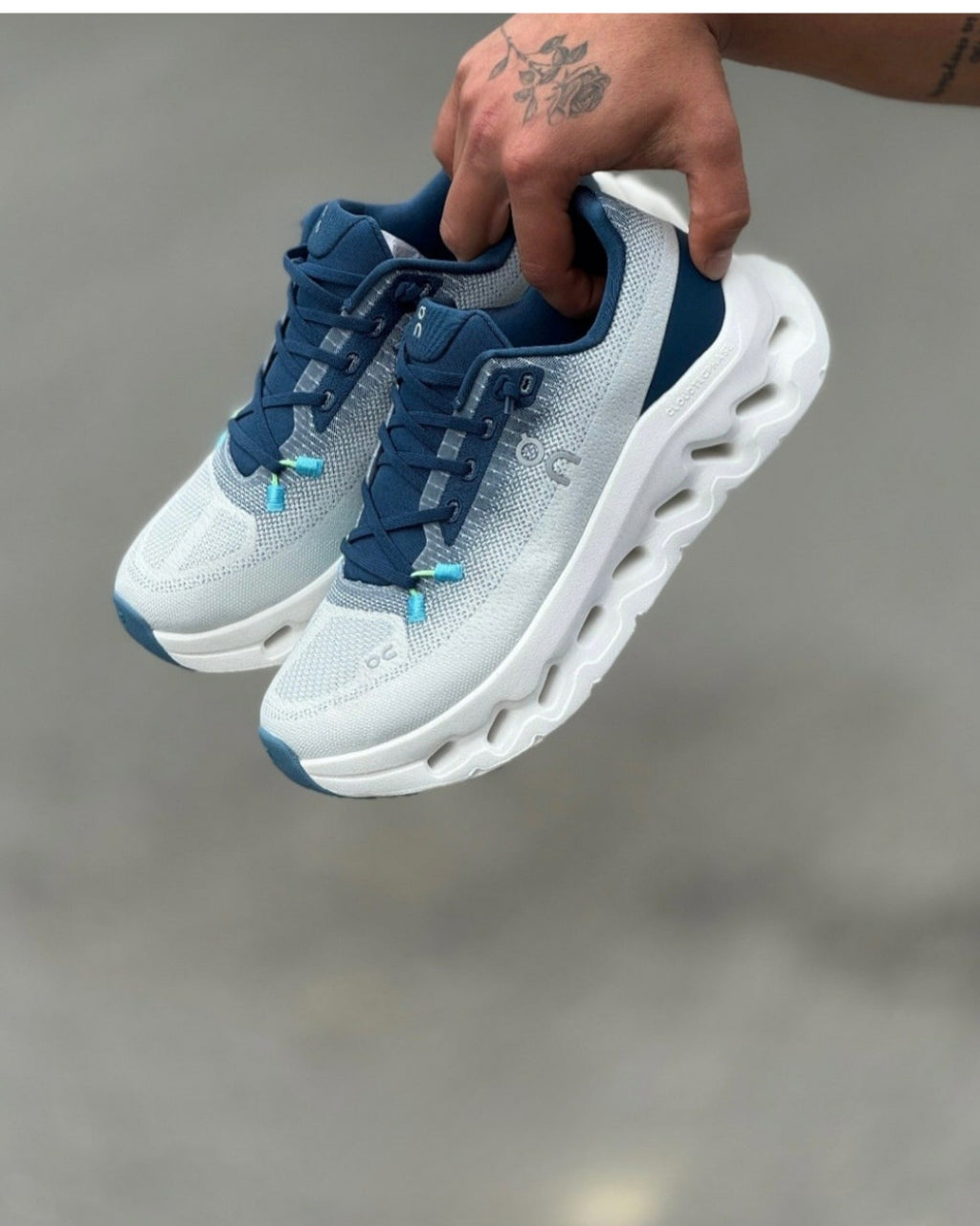 On Cloudtilt Sneakers