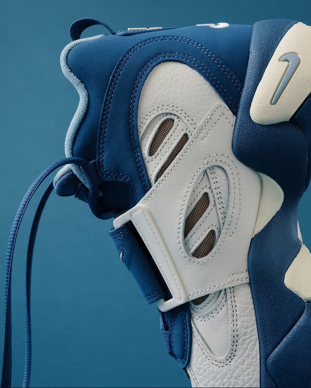 Nike Air Diamond Turf II sneakers