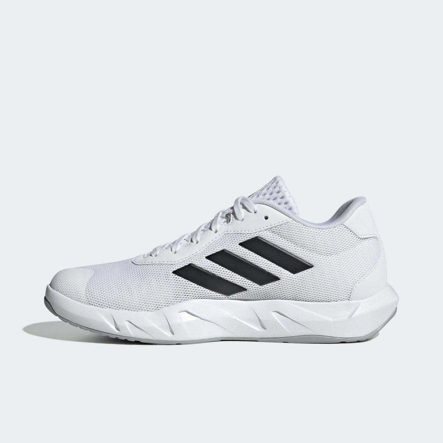 Adidas Men's Amplimove Training Sneaker