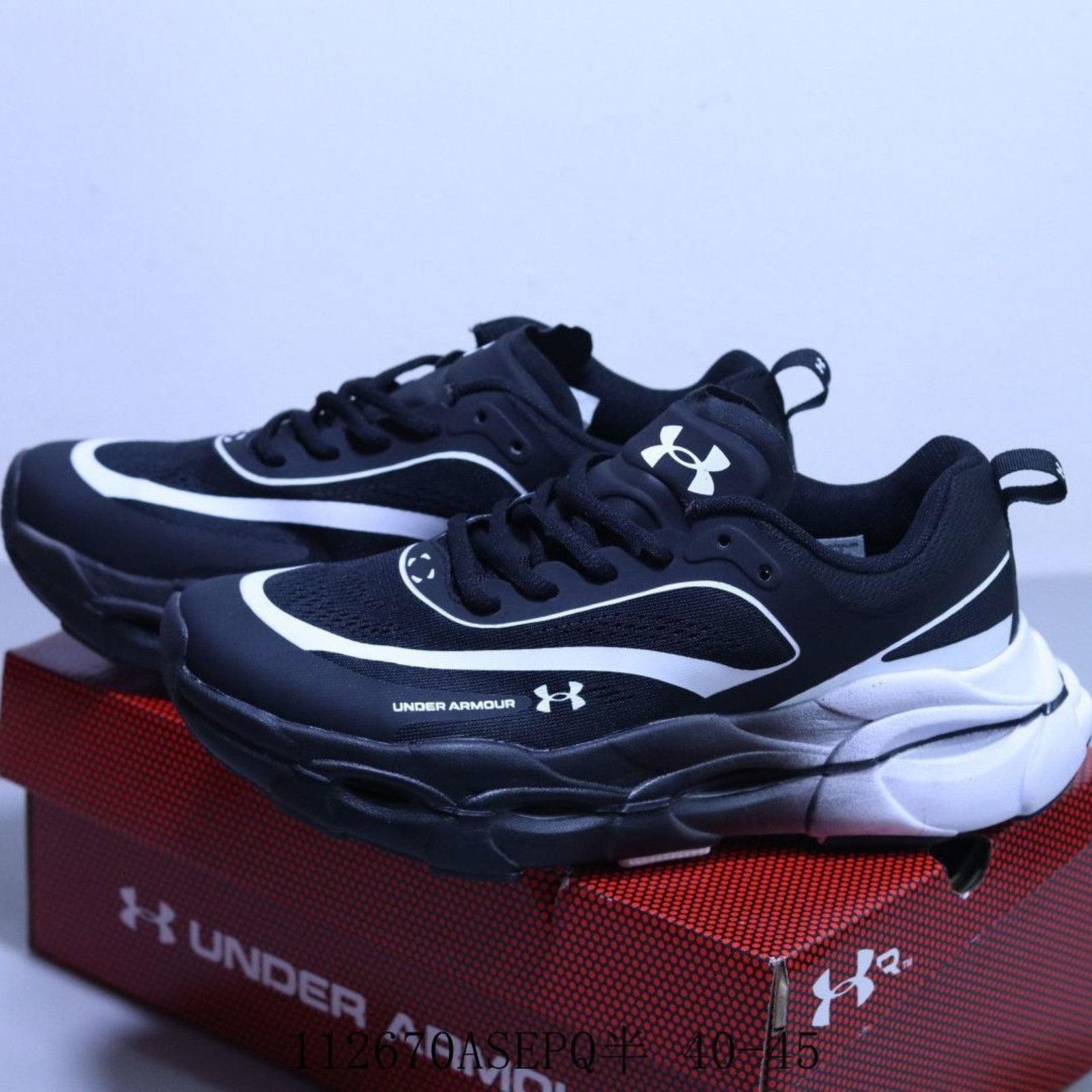 UA25 Halo Racer Sneakers