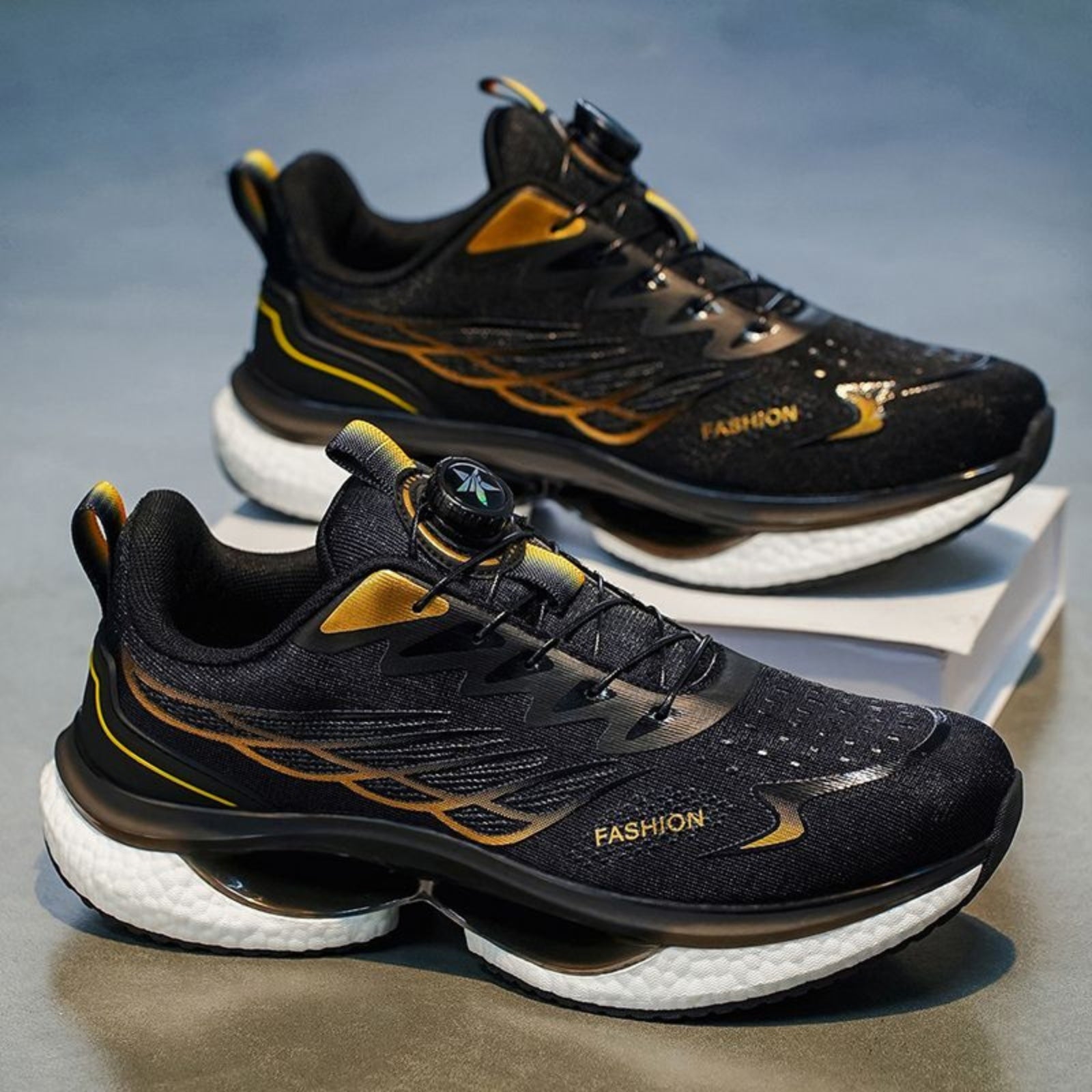 Men's Breathable Shock-Absorbing Sneakers