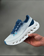 On Cloudtilt Sneakers
