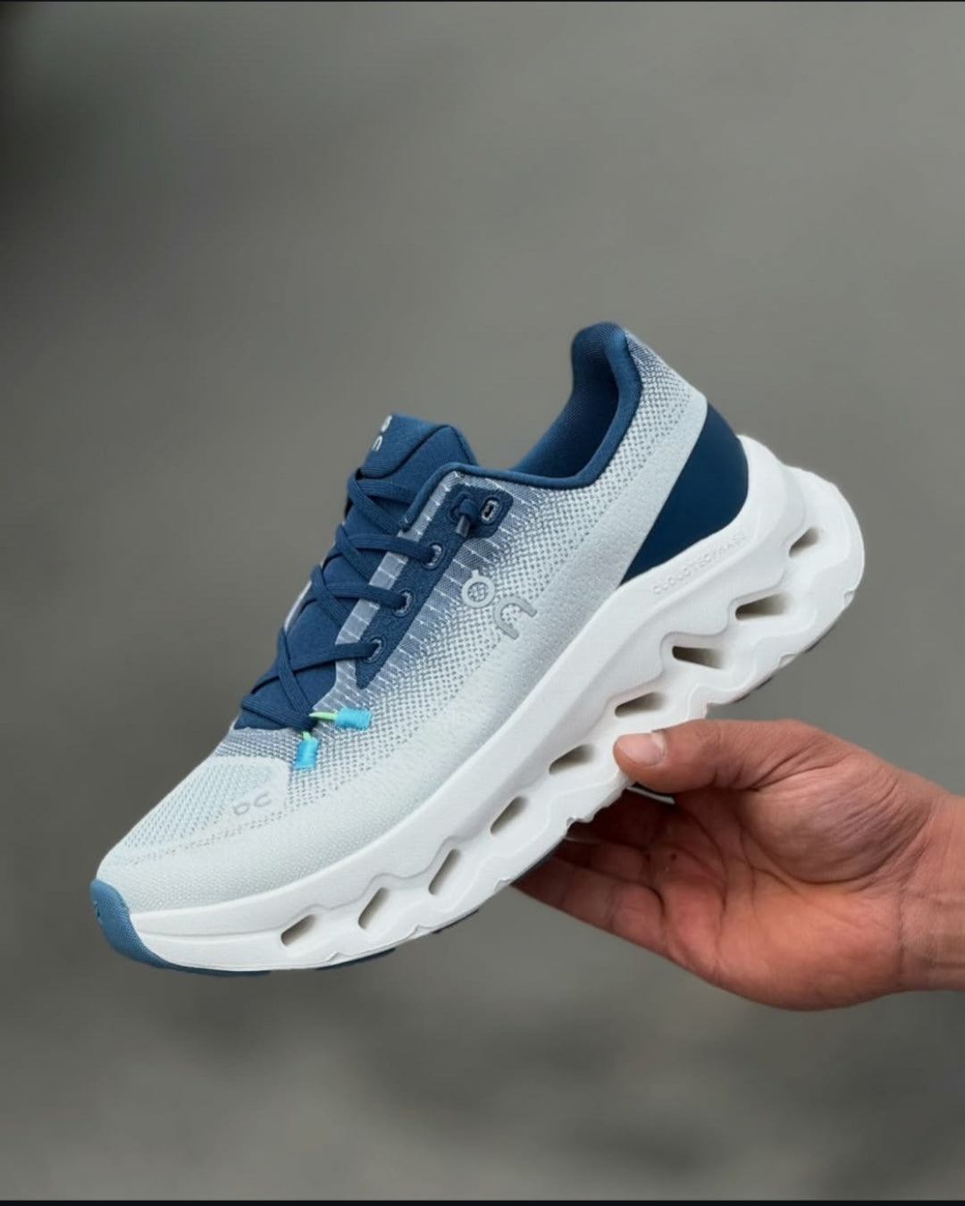 On Cloudtilt Sneakers