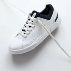 On The Roger Advantage Sneakers
