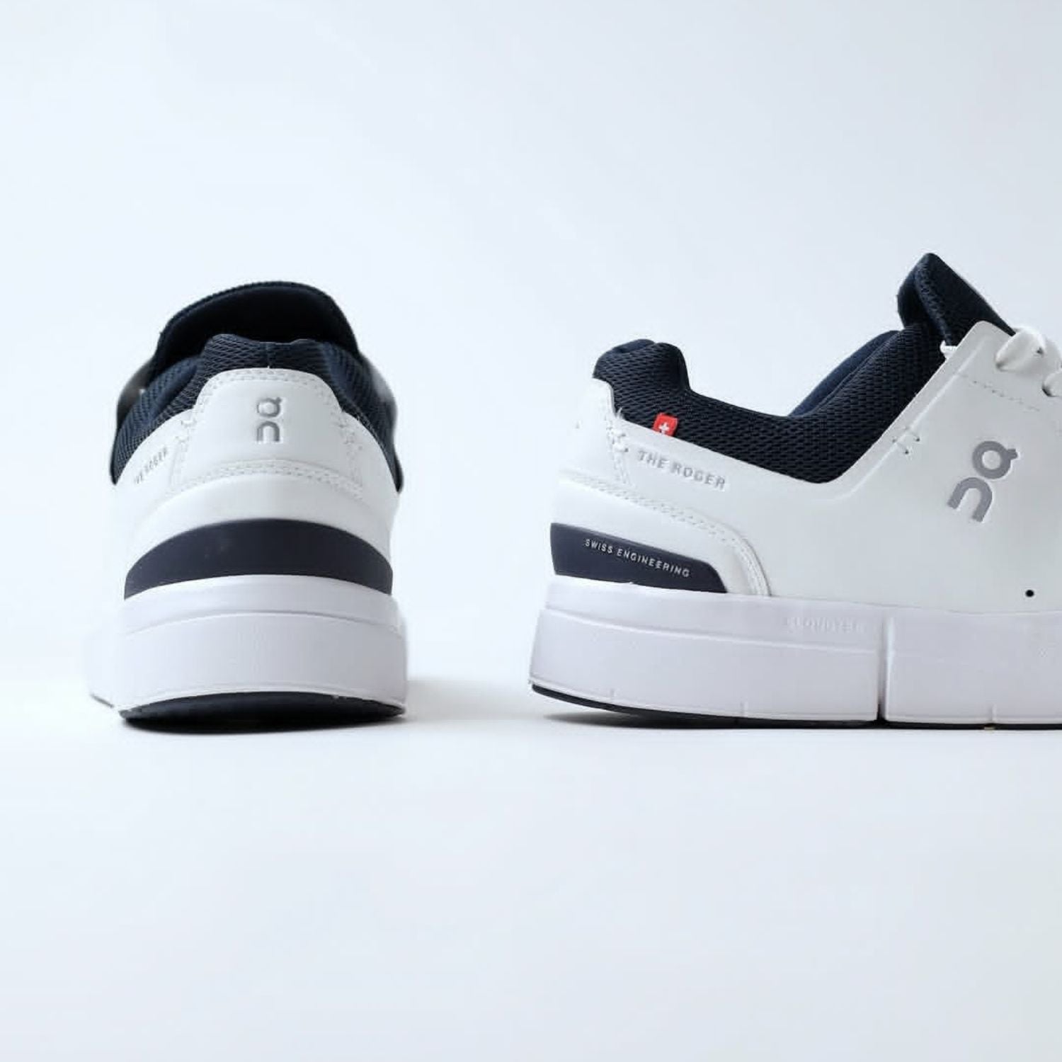 On The Roger Advantage Sneakers