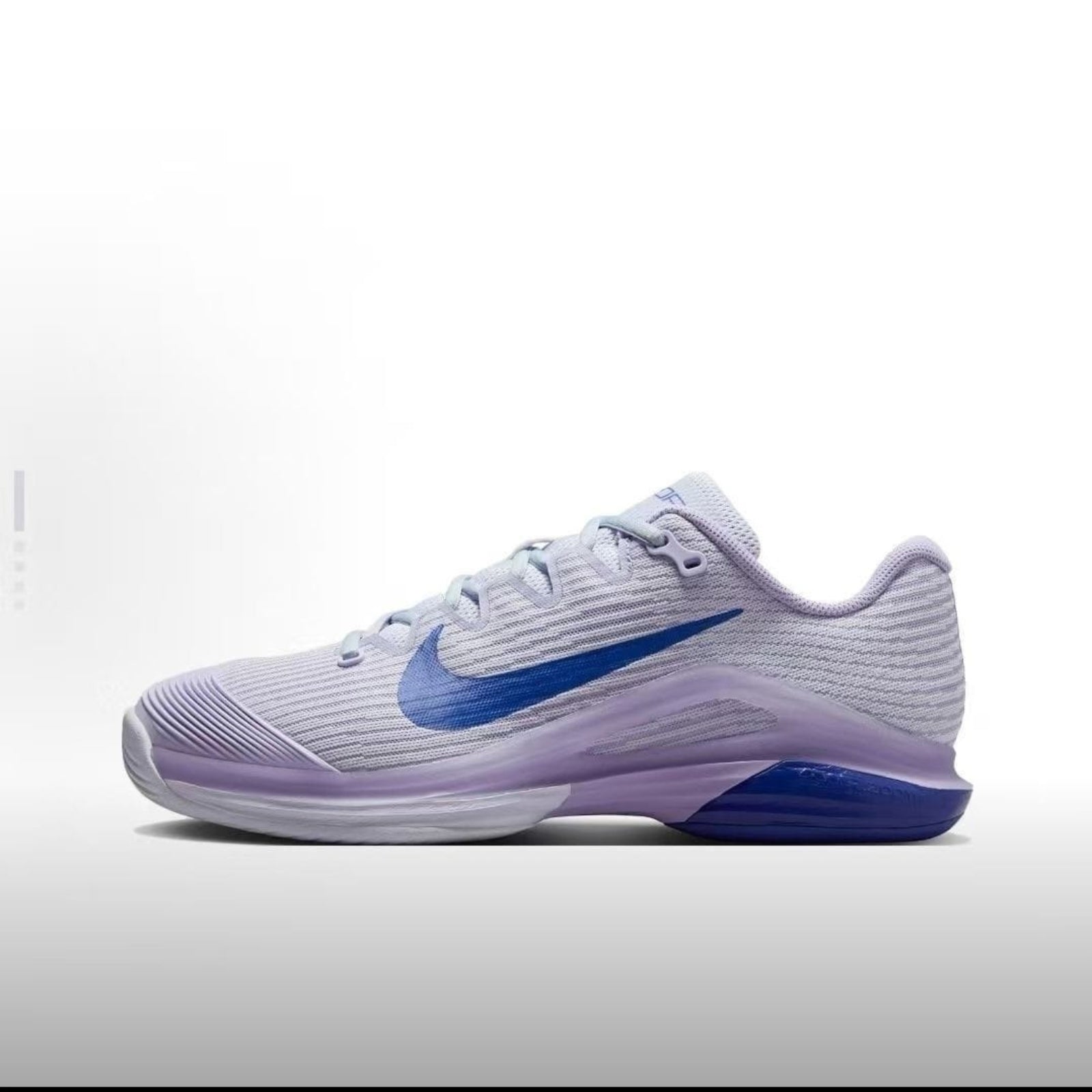 Nike Vapor 12 tennis sneakers