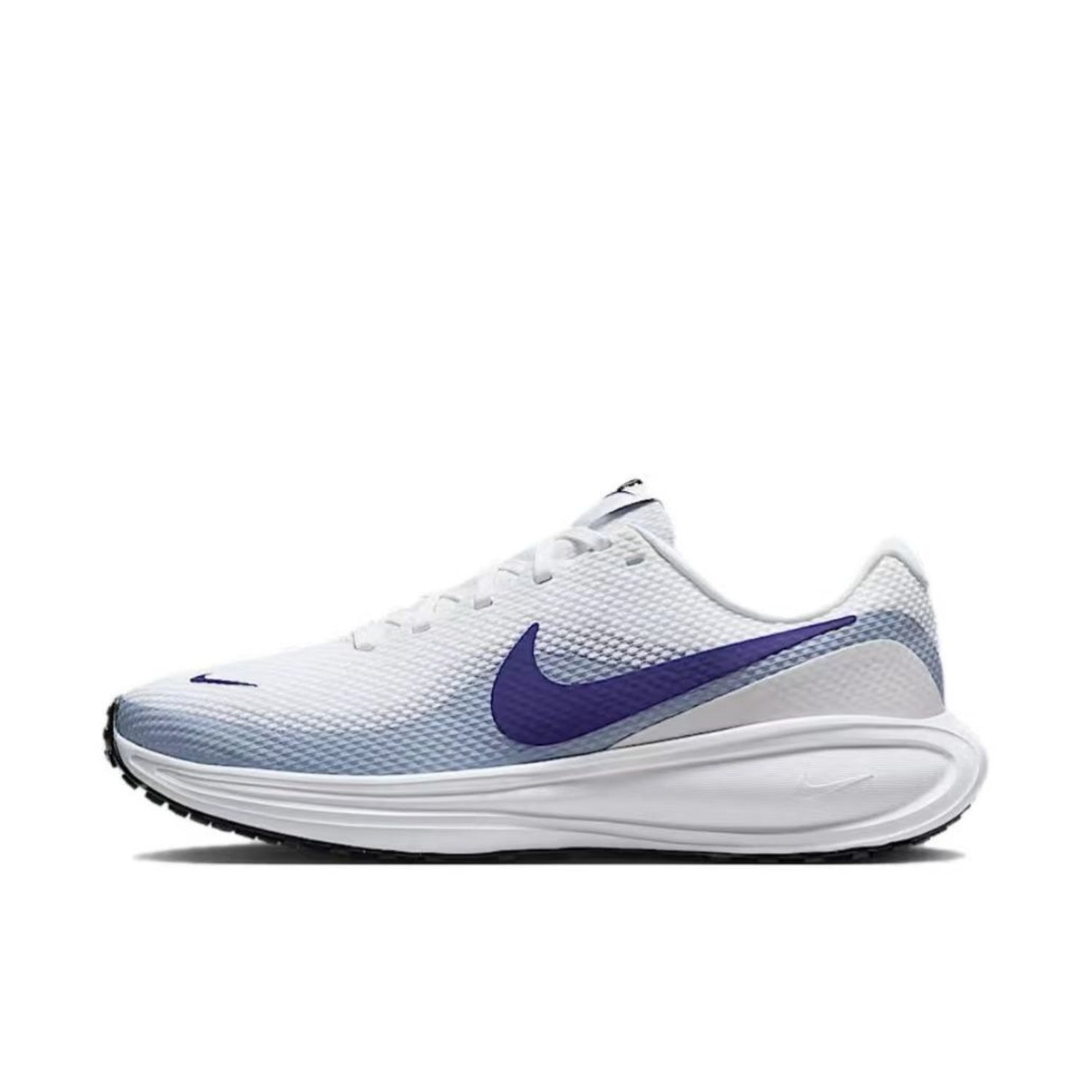 Nike Revolution 8