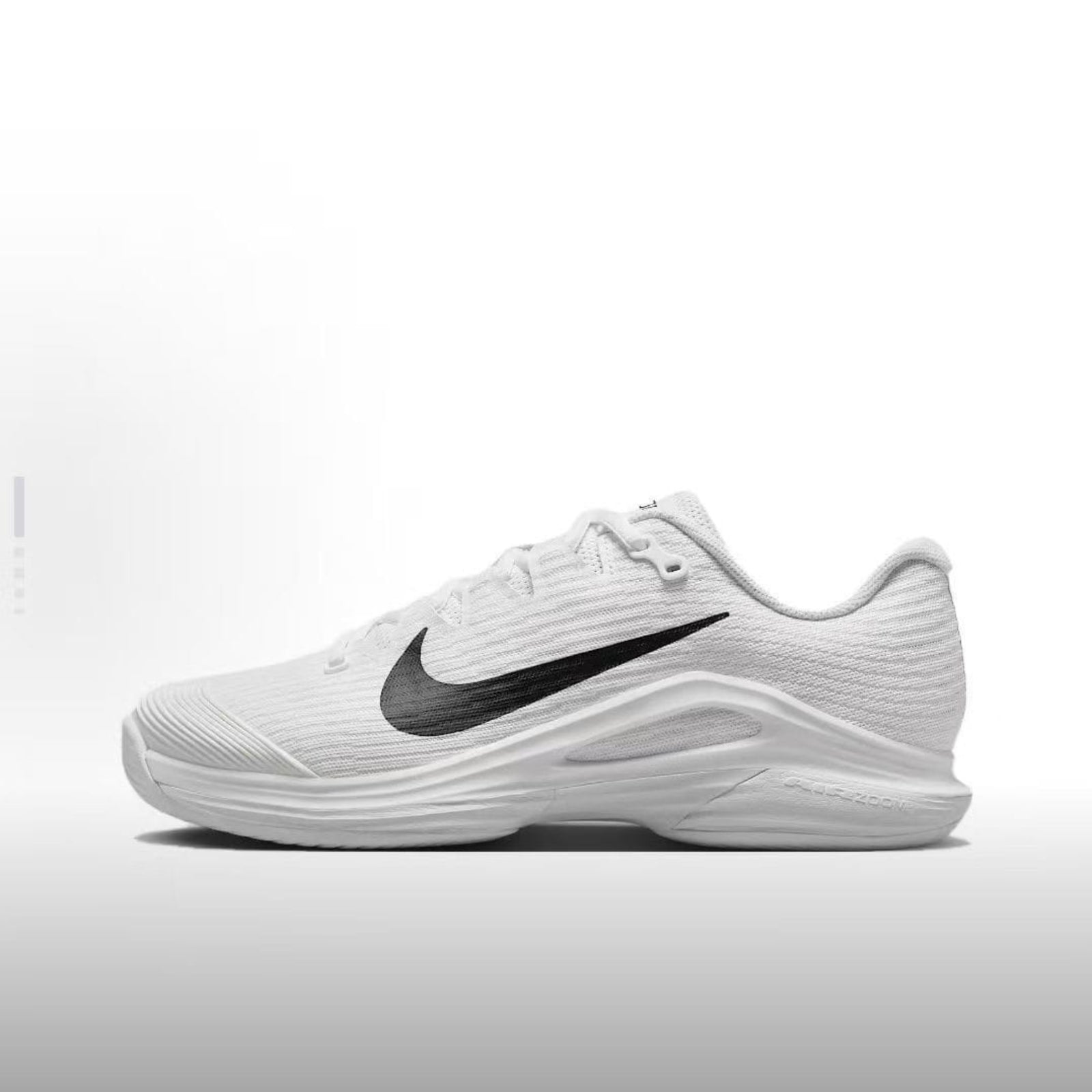 Nike Vapor 12 tennis sneakers